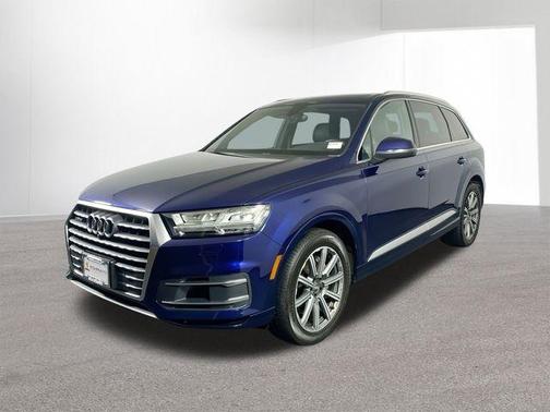 2019 Audi Q7 55 Premium Plus