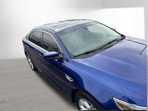 2013 Ford Taurus SEL