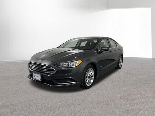 2017 Ford Fusion Hybrid SE