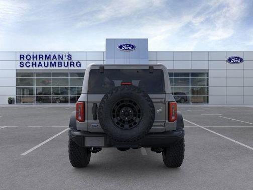 Gray Metallic 2026 Ford Bronco Badlands