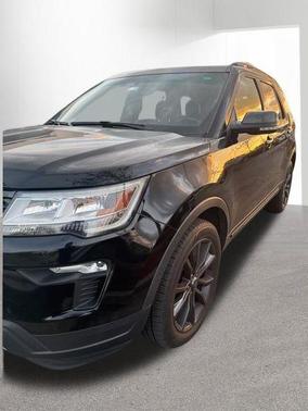 Shadow Black 2018 Ford Explorer XLT