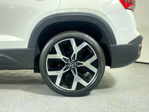 2022 Volkswagen Taos 1.5T SEL
