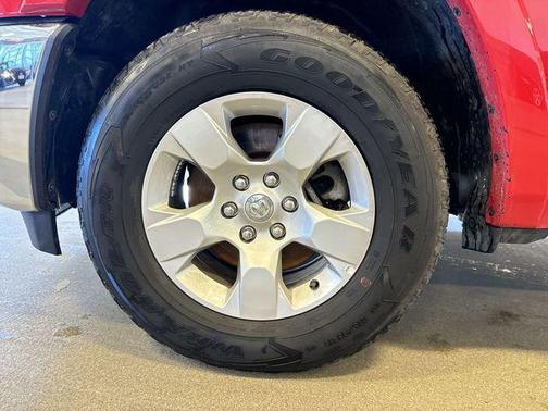 Flame Red Clearcoat 2025 RAM 1500 Big Horn/Lone Star