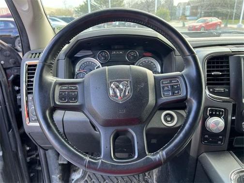 Photo 3 of 15 of 2018 RAM 1500 Sport