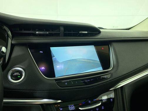 2018 Cadillac XT5 Premium Luxury