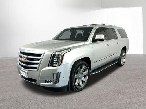 2017 Cadillac Escalade ESV Luxury