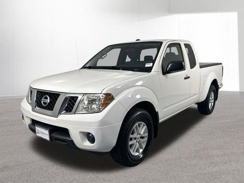 Glacier White 2018 Nissan Frontier SV