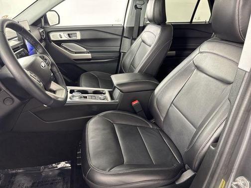 Gray Metallic 2023 Ford Explorer Limited