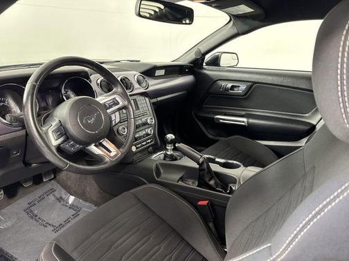 2017 Ford Mustang EcoBoost