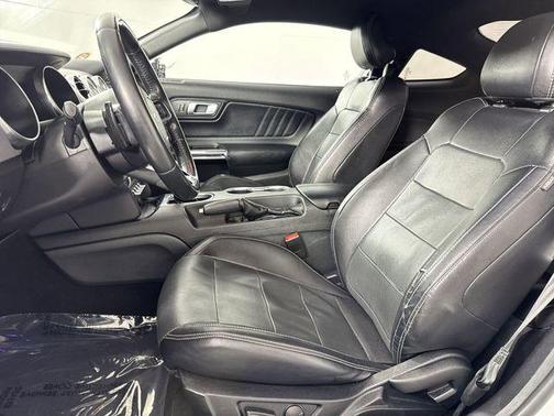 Oxford White 2020 Ford Mustang EcoBoost Premium