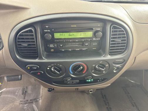 2004 Toyota Tundra SR5