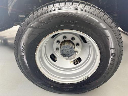 Oxford White 2026 Ford F-350 XLT