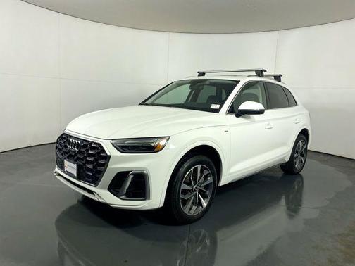 2022 Audi Q5 45 S line quattro Premium