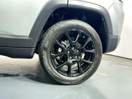 2023 Jeep Compass Altitude