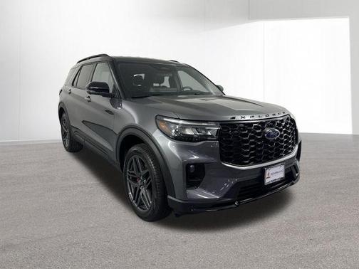 Gray Metallic 2025 Ford Explorer ST-Line