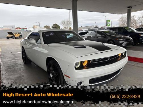 2015 Dodge Challenger SXT