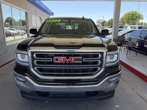 Onyx Black 2017 GMC Sierra 1500 SLE