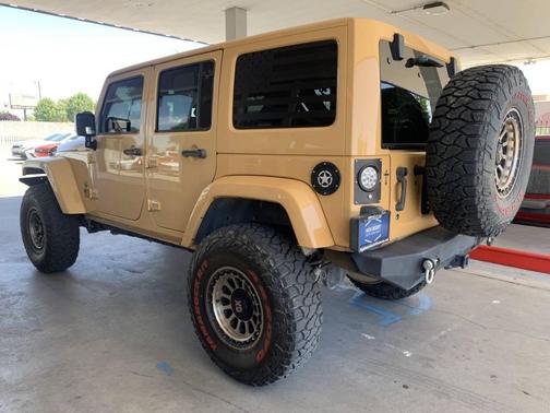 Dune Clear Coat 2013 Jeep Wrangler Unlimited Sahara