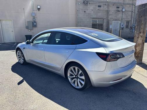 2018 Tesla Model 3 Mid Range