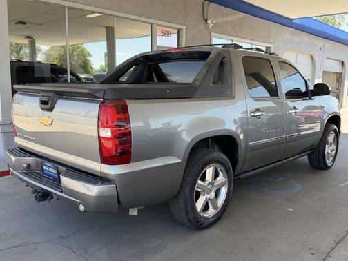 Graystone Metallic 2012 Chevrolet Avalanche 1500 LTZ