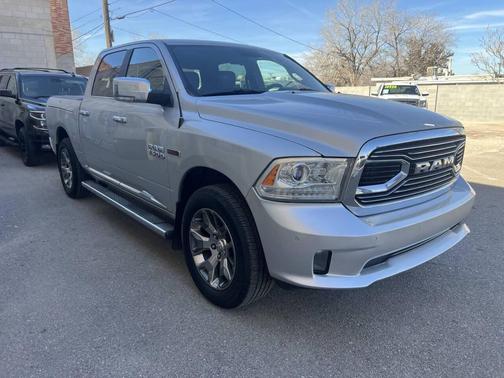 2017 RAM 1500 Laramie