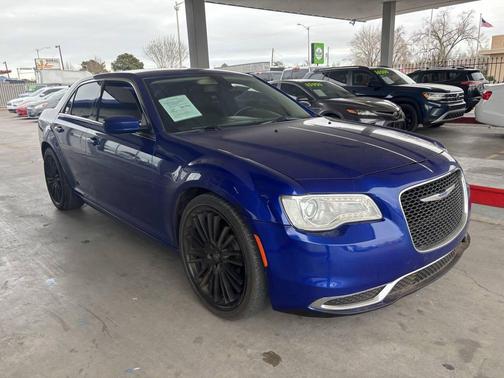 2019 Chrysler 300 Touring