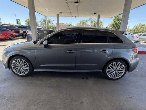 Monsoon Gray Metallic 2018 Audi A3 e-tron 1.4T Premium
