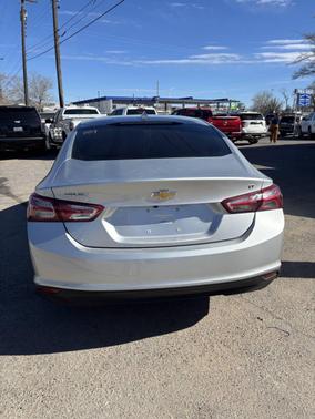 2022 Chevrolet Malibu FWD LT