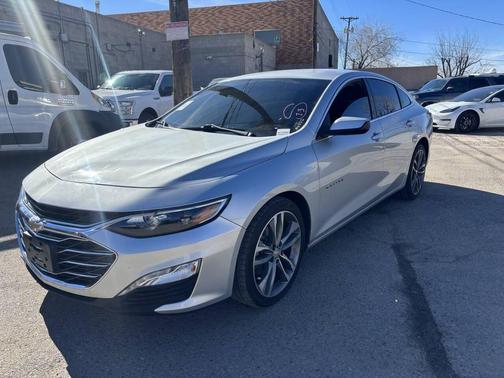 2022 Chevrolet Malibu FWD LT