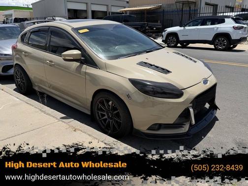 Oxford White 2014 Ford Focus ST