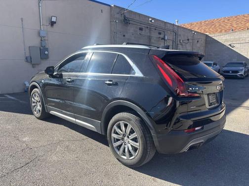 2020 Cadillac XT4 Premium Luxury