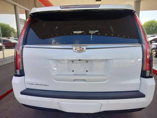 2016 Cadillac Escalade Luxury