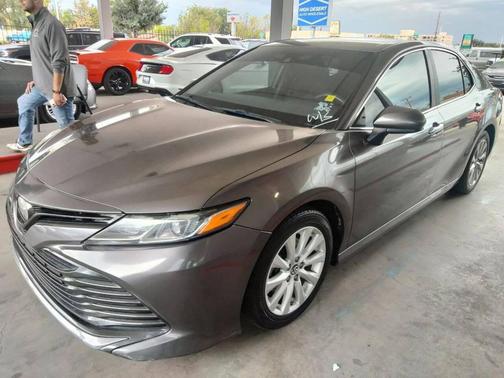 2018 Toyota Camry LE