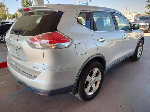 2015 Nissan Rogue S