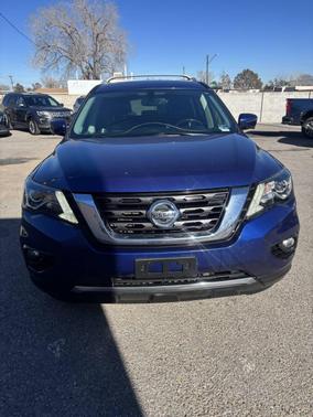 2018 Nissan Pathfinder Platinum