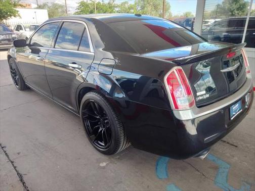 2014 Chrysler 300C John Varvatos Luxury