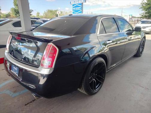 2014 Chrysler 300C John Varvatos Luxury