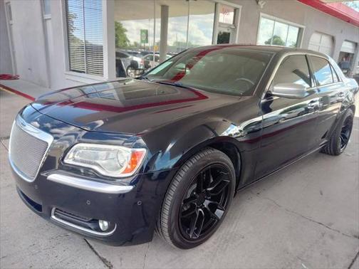 2014 Chrysler 300C John Varvatos Luxury