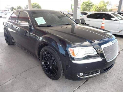 2014 Chrysler 300C John Varvatos Luxury
