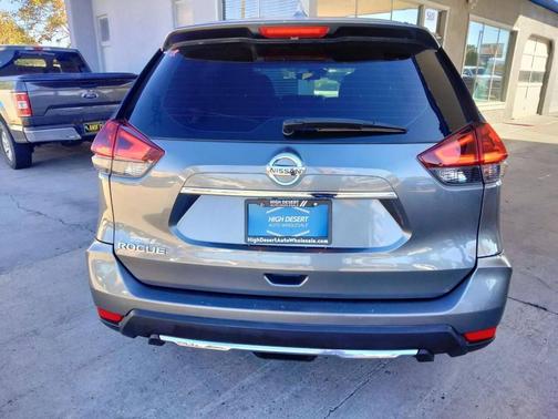 2020 Nissan Rogue S