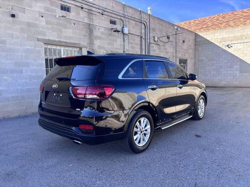 2019 Kia Sorento LX
