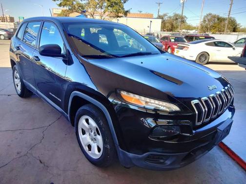 2016 Jeep Cherokee Sport