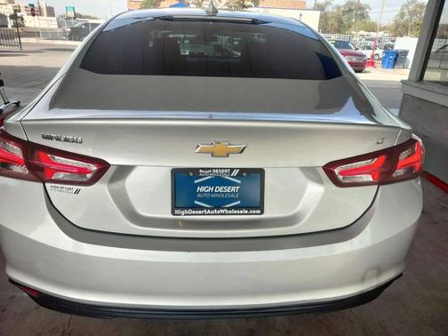 2020 Chevrolet Malibu FWD LT