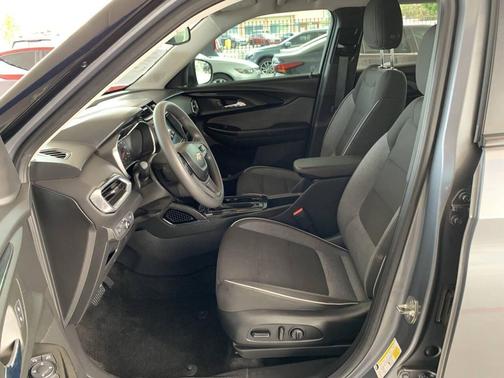 Satin Steel Metallic 2022 Chevrolet Trailblazer LT