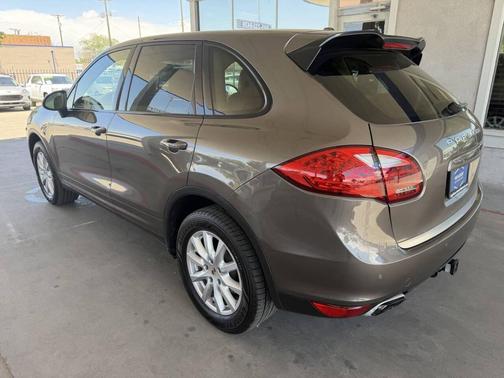 Umber Metallic 2013 Porsche Cayenne Diesel