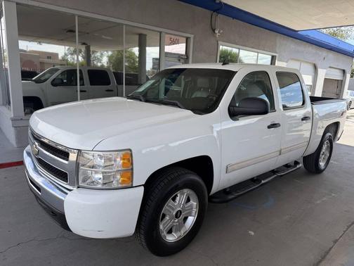 Summit White 2009 Chevrolet Silverado 1500 LT Crew Cab