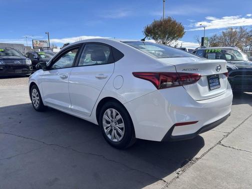 2020 Hyundai Accent SE