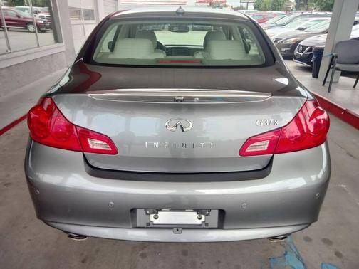 2012 INFINITI G37x Base
