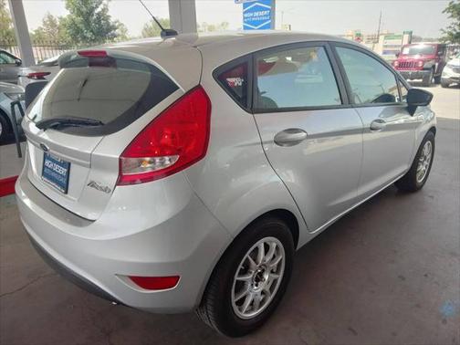 2012 Ford Fiesta SE