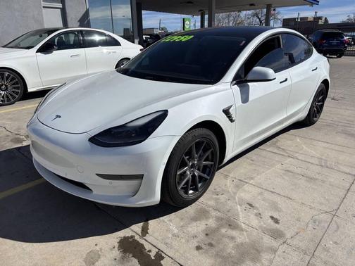 2022 Tesla Model 3 Standard Range